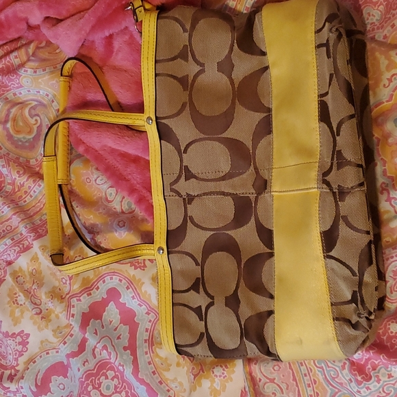 Brown and Yellow Coach Handbag - Picture 3 of 8